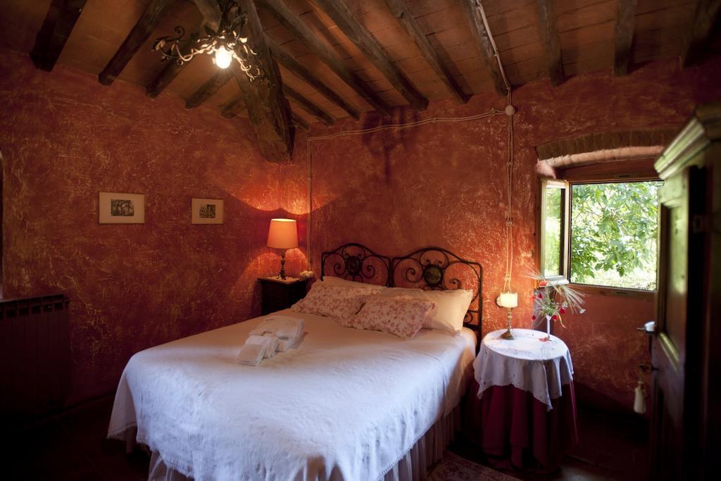 Villa Agriturismo La Pieve Pelago Zimmer foto